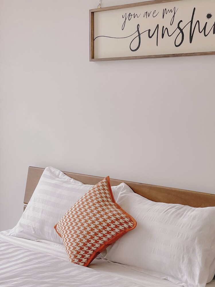 Vinhomes Ocean Park Apartment Ha Noi - 20 October Homestay