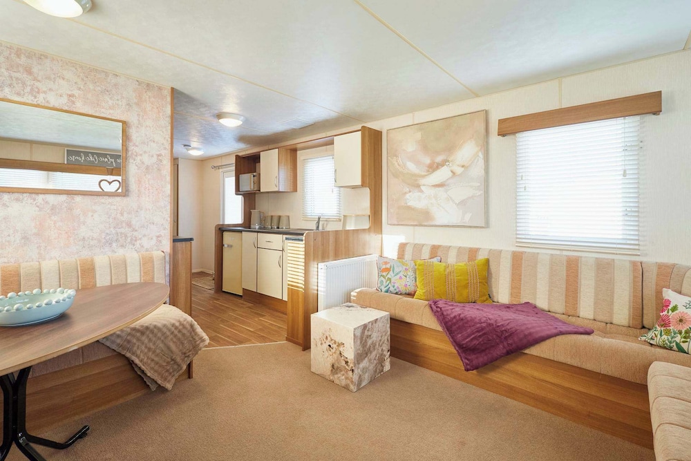 Host Stay Cosy Cove