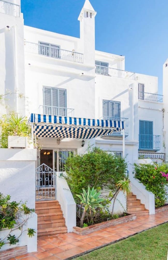 Apartamentos Huertos Nerja