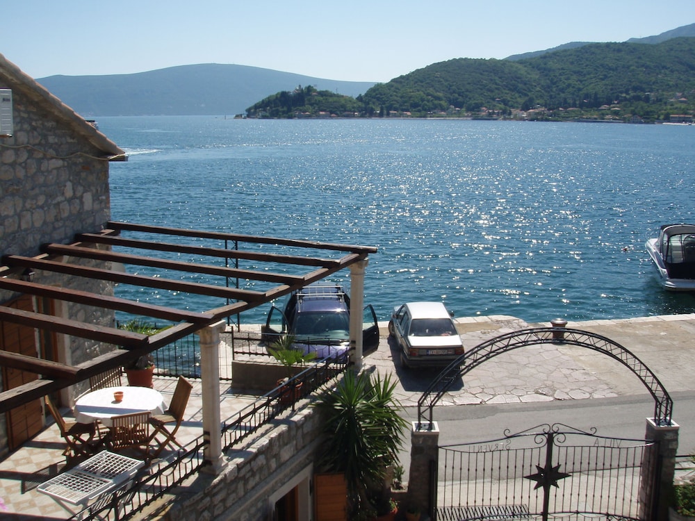 Apartments Villa Serventi