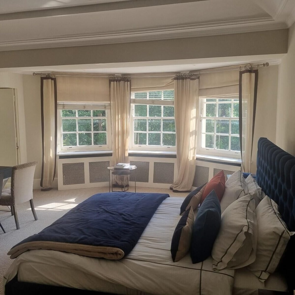 Park Village Luxury House - Central London view 3