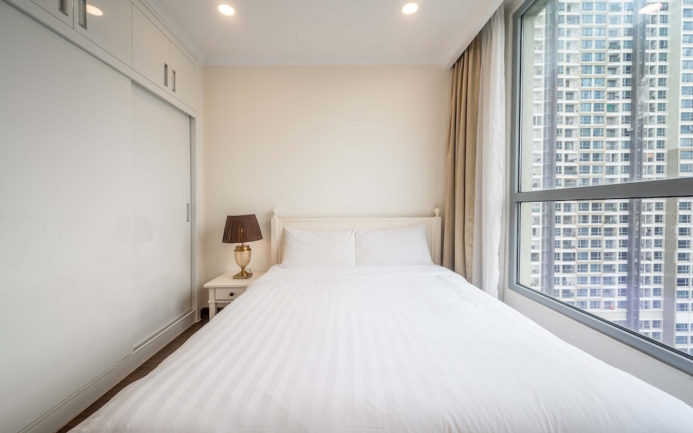 Vinhomes Central Park Riverside Elegance