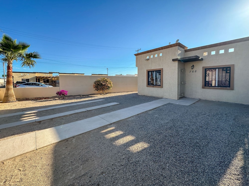 Casita With Excellent in Town Location