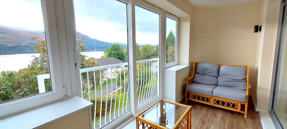 Loch Rannoch Highland Club Red Deer Lodge 01
