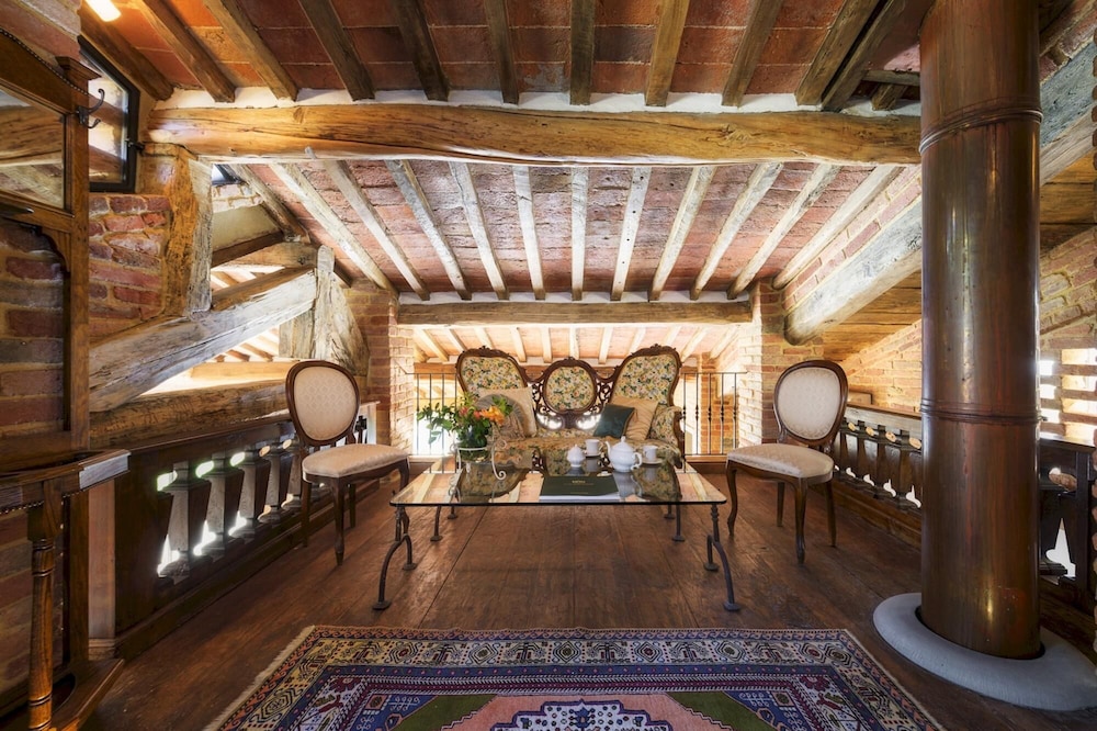 Photo 36