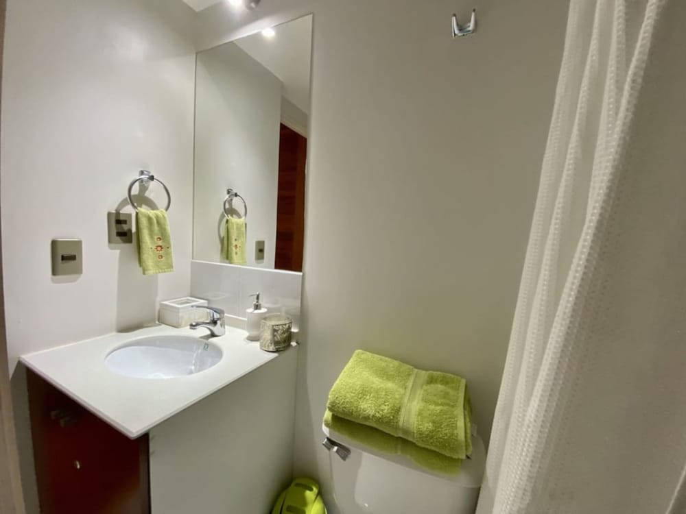 Urban Viana Bus Terminal Home Office Pool Wifi