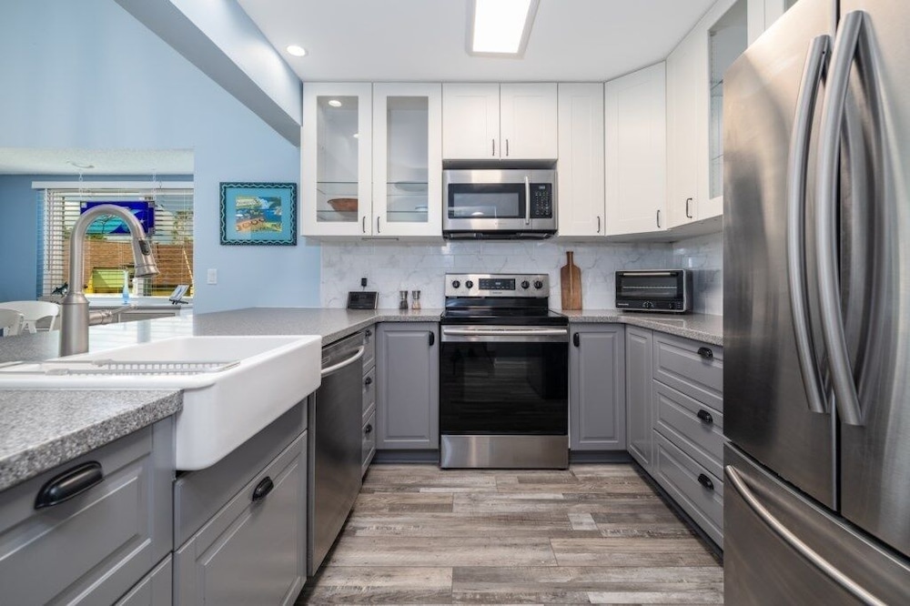 Beautifully Decorated Townhome In Sugar Mill Nsb 2 Bedroom Townhouse