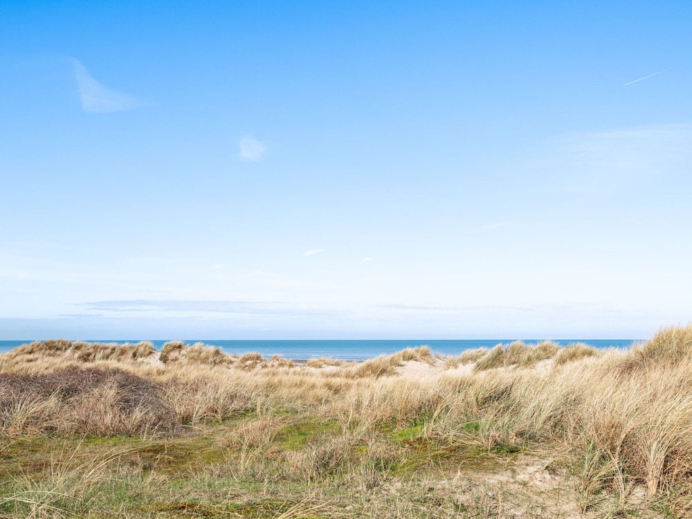Apartment in Oostduinkerke Near the Beach