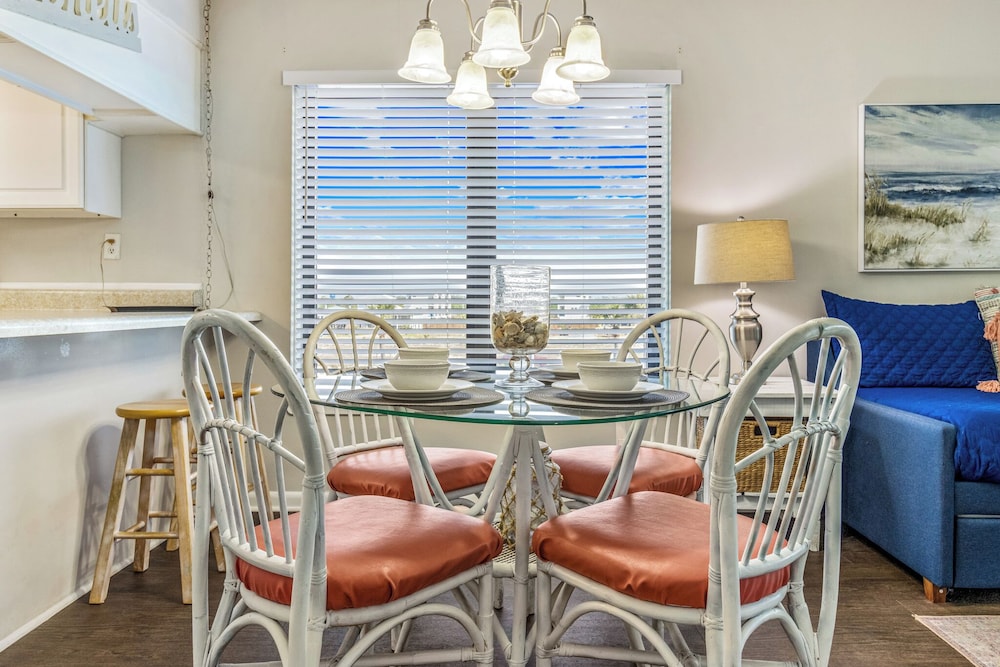 Island Sunrise by Southern Vacation Rentals