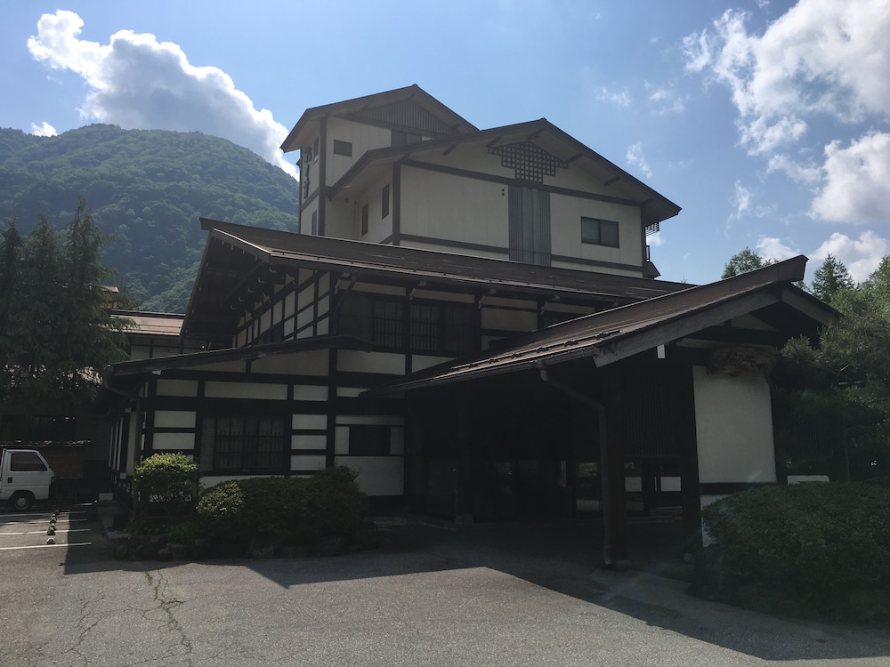 Hina no Yakata Matsunoi