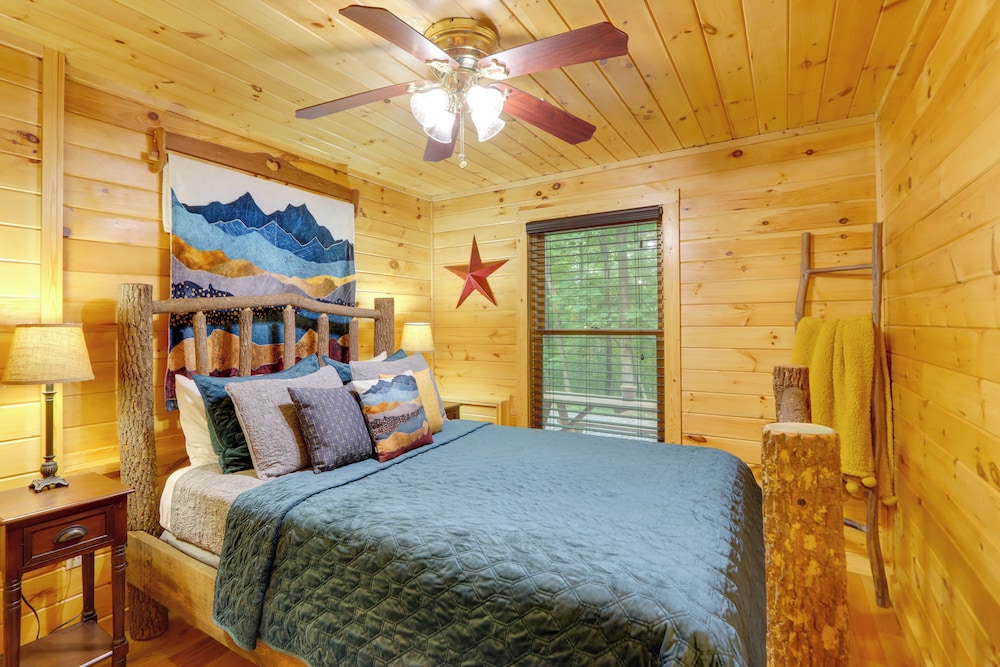 Blue Ridge Log Cabin w/ Hot Tub & Game Room! view 5