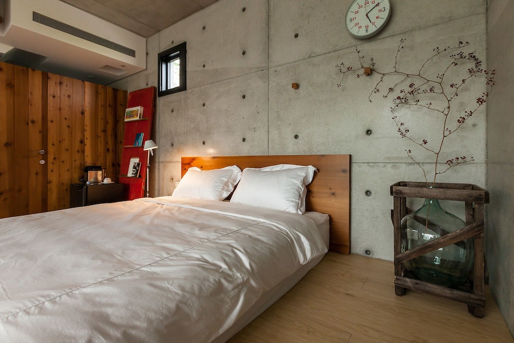 Juststay