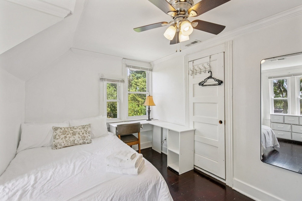Charming Victorian Home With Porch & Large Yard 7 Bedroom Home