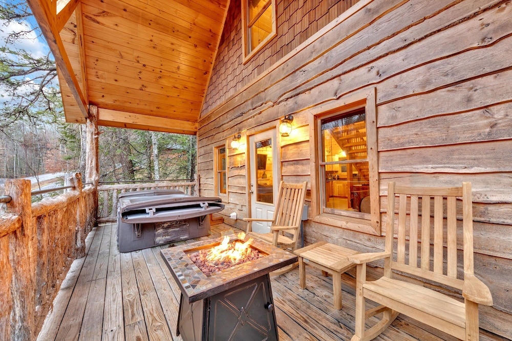Knock On Wood 1 Bedroom Cabin