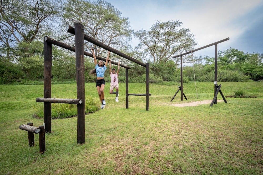 First Group Sanbonani Resort