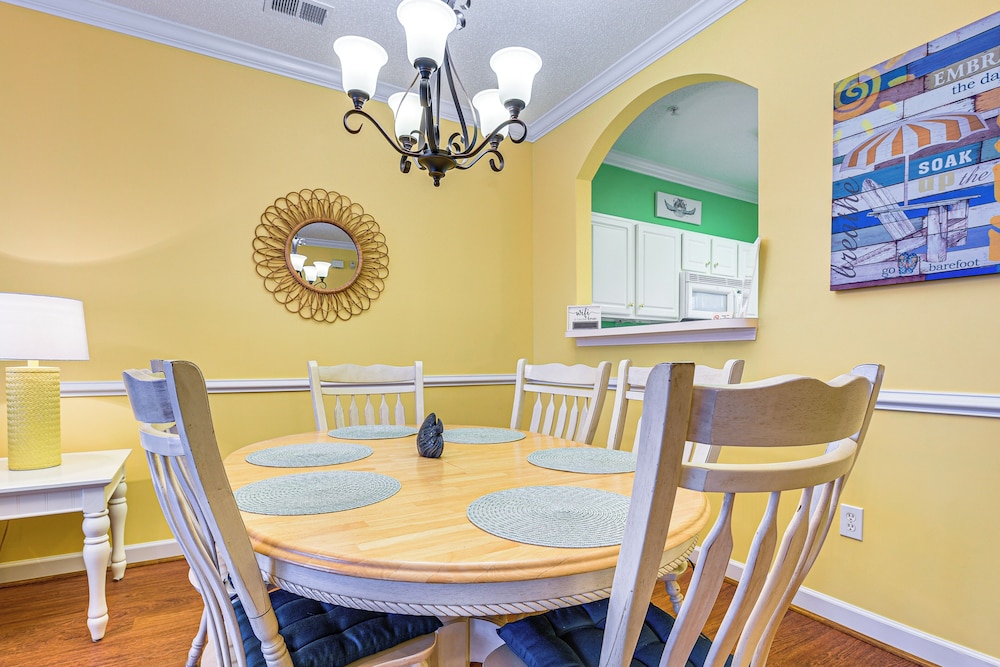 Golf Course Getaway w/ Views in North Myrtle Beach