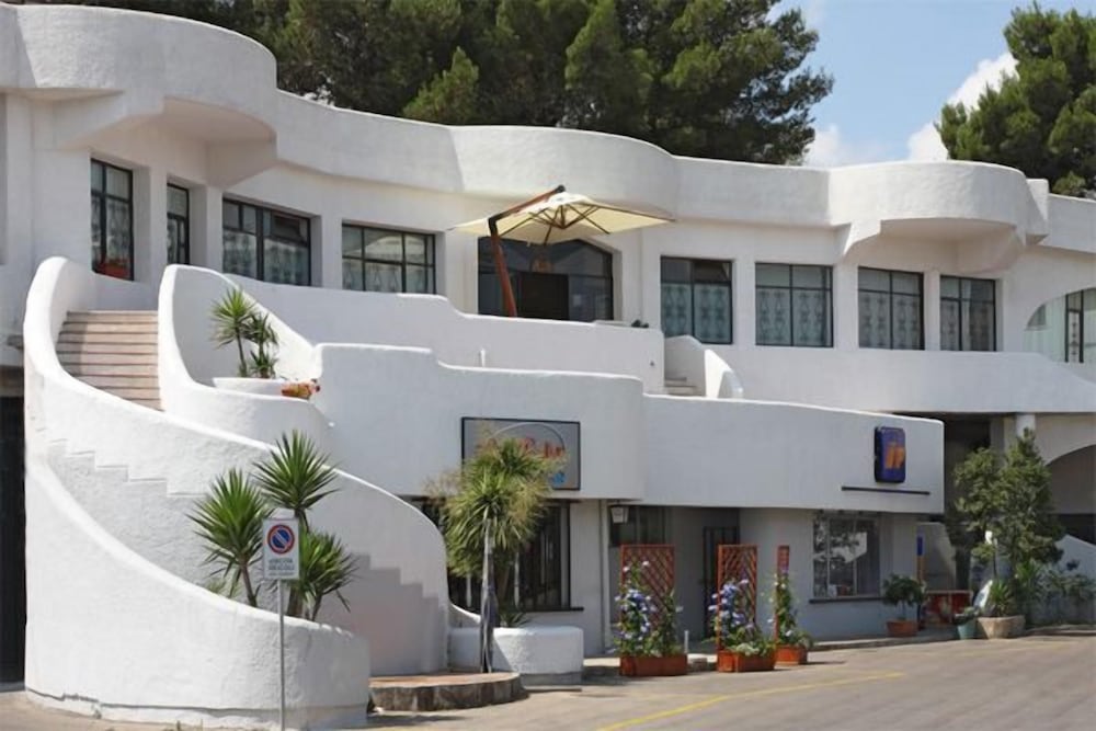 Hotel Residenza de Leonardis - Image 1