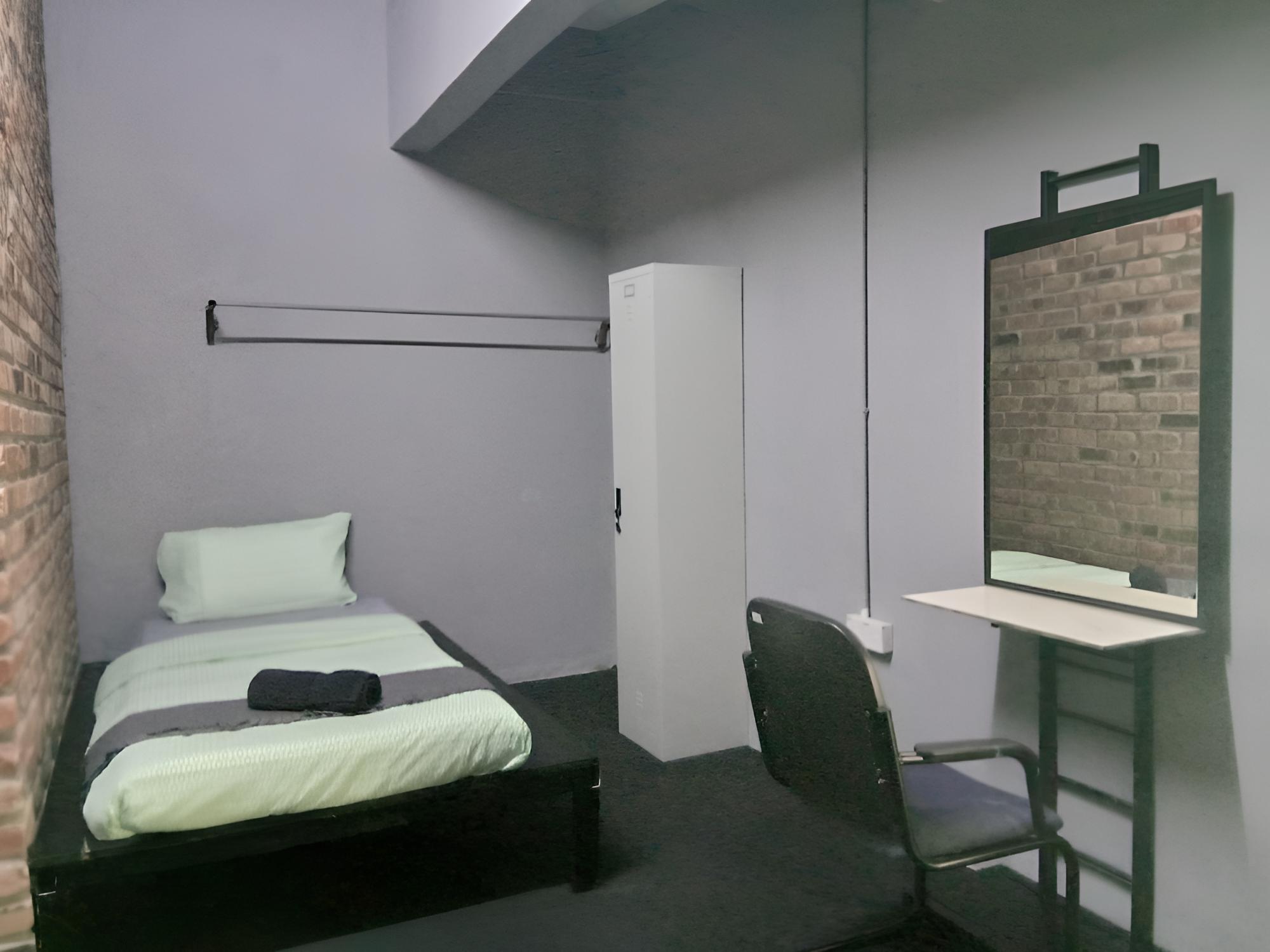 Bunker Hotel & Restaurant