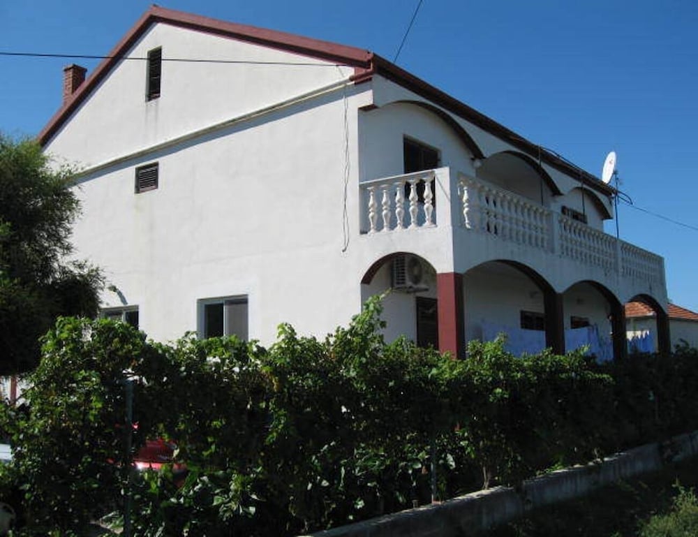 Photo 7