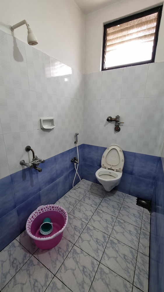 Hotel adithya