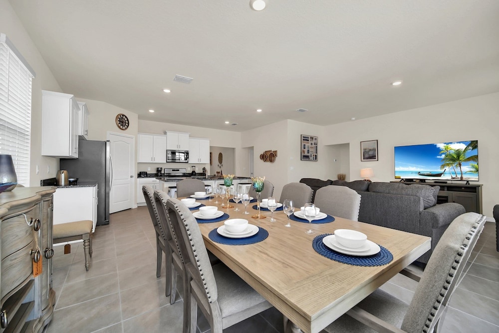 Magical Family Getaway 7BD Villa with
