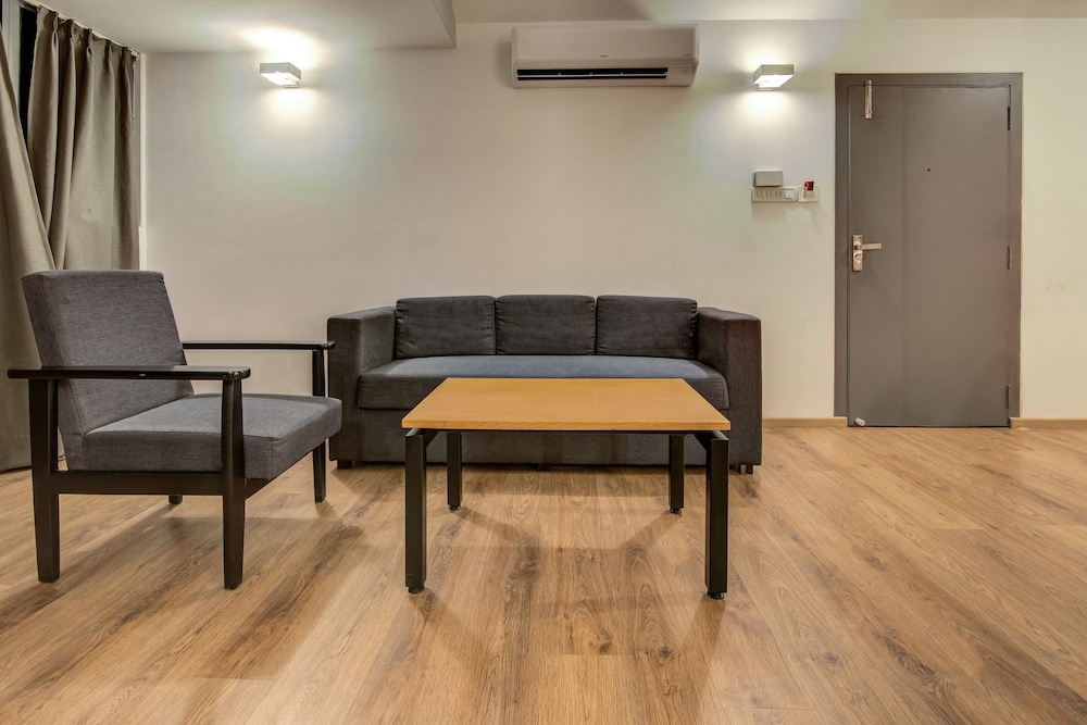 Townhouse Bombay Exhibition Centre Goregaon