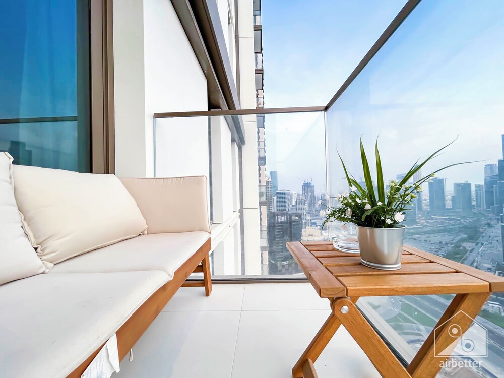 Luxury at Burj Crown Downtown Balcony & View