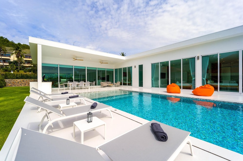 Modern Villa at Palm Hills GolfClub PH4B