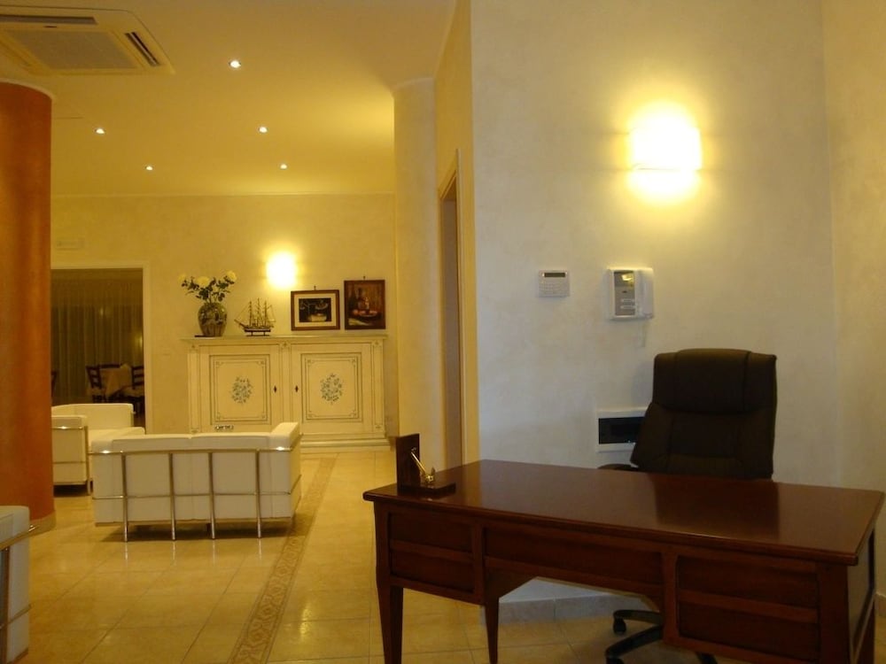 Photo 48