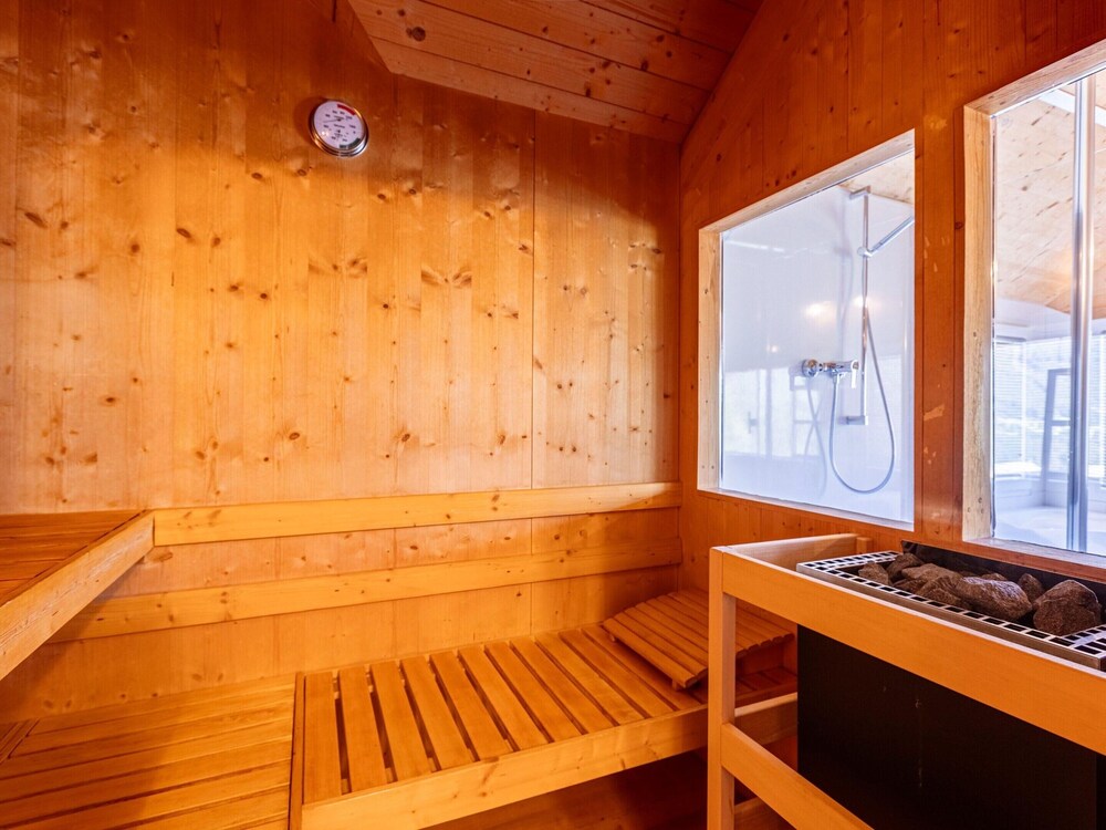 Majestic Chalet With Sauna and Whirlpool