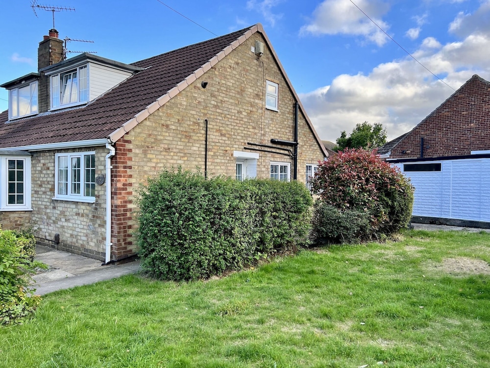 Curzon House 2 view 5