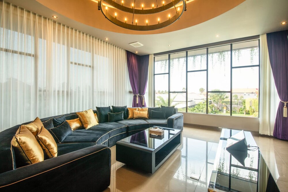 Nishiki 5BR Villa Epitome Lux Seminyak