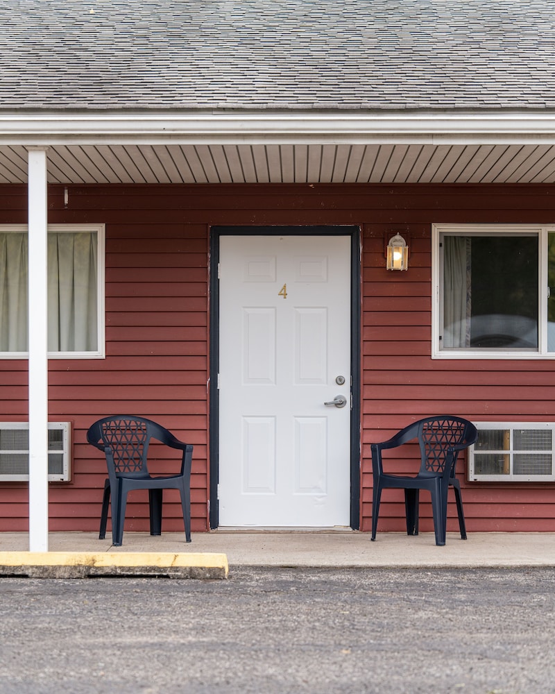 Inn at Octagon Acres