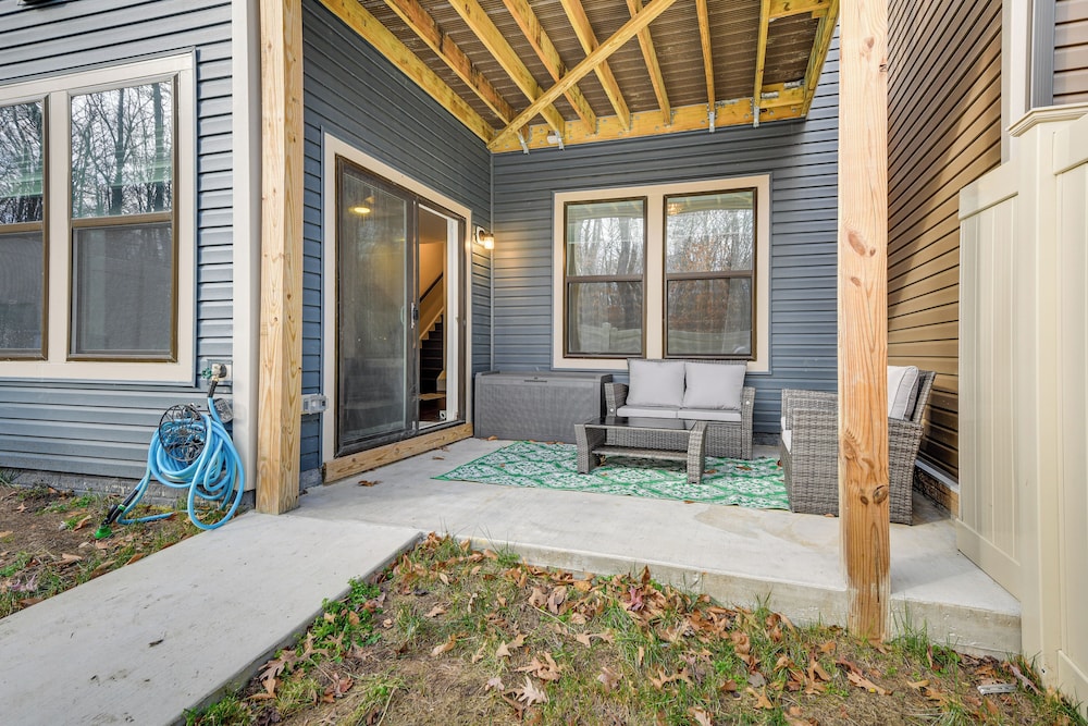 19 Mi to Baltimore: Townhome in Maryland City
