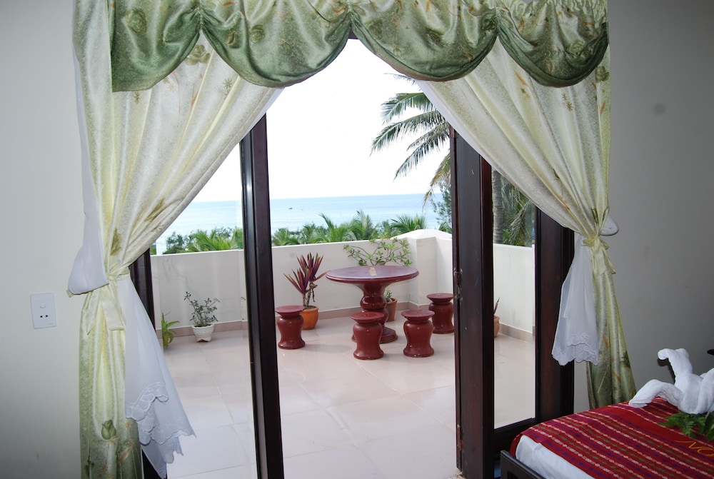 Non Nuoc Resort