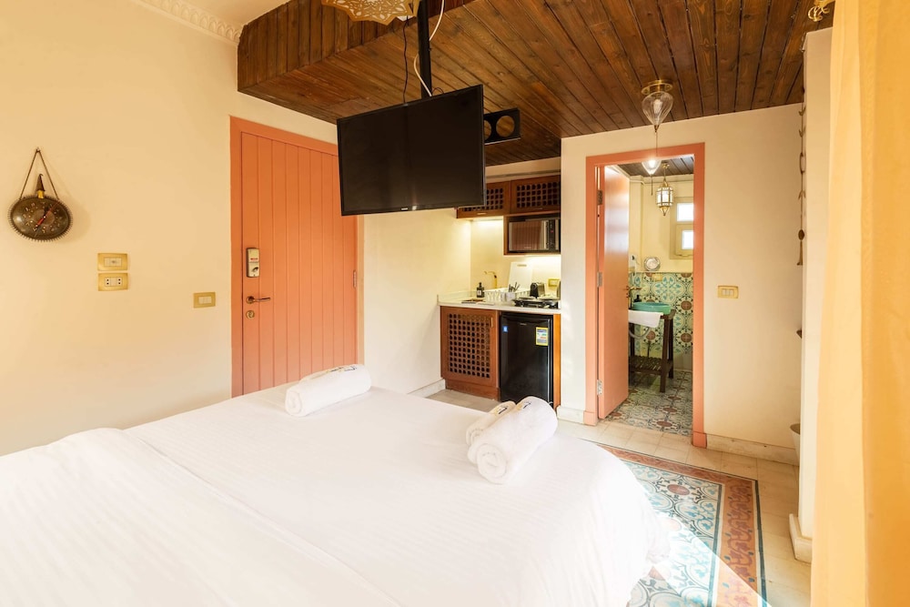 Marrakesh 1bdr w/ Jacuzzi Terrace @ Downtown Cairo