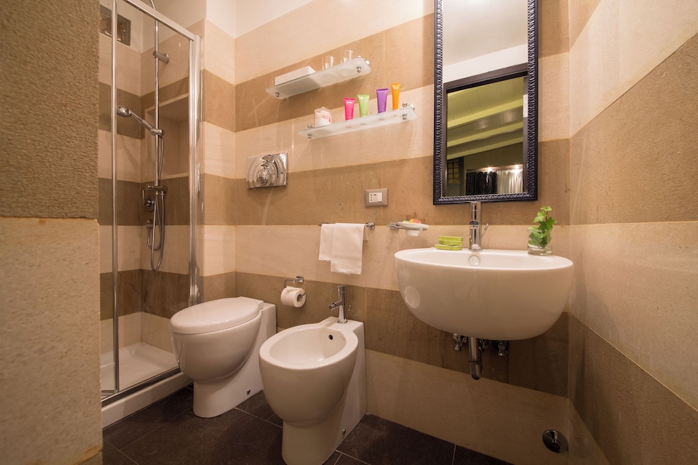 The Inn at the Spanish Steps Luxury Collection - Bocca di Leone Luxury Suites