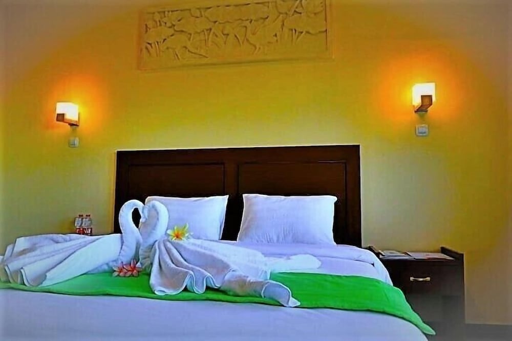 Azana Green Resort Pracimantoro