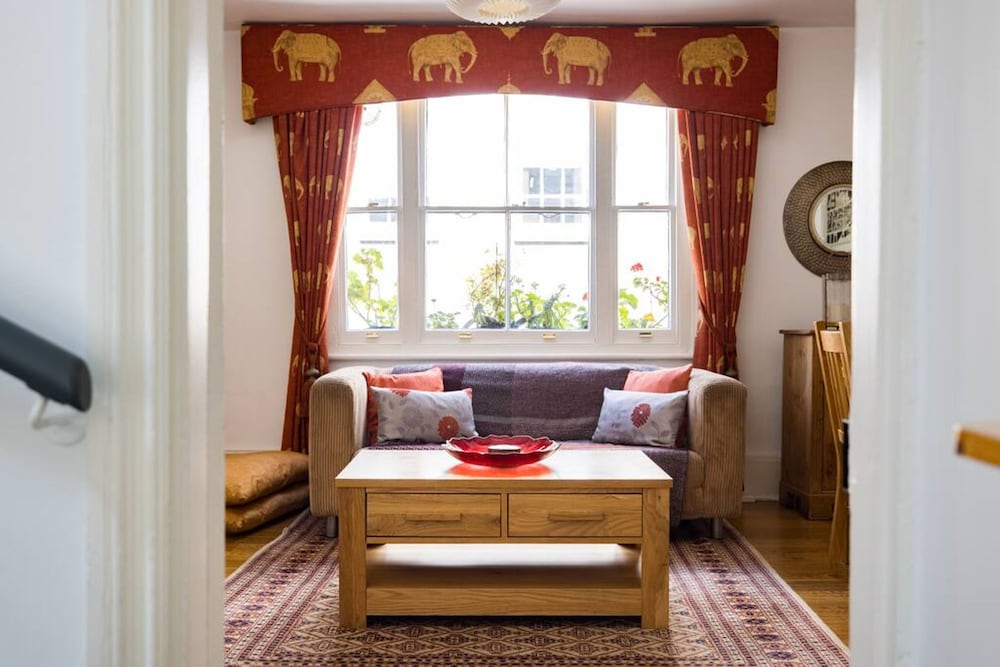 2 Bed Homely Apartment Near British Museum