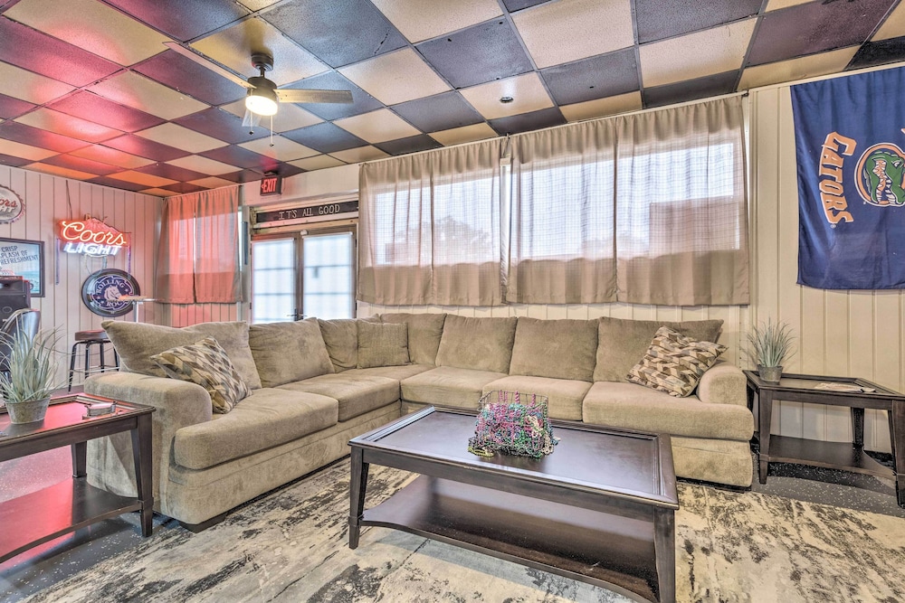 lounge