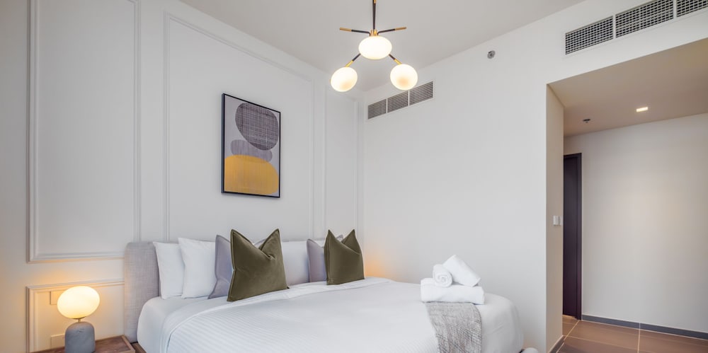LUX The Dubai Creek Edge Suite