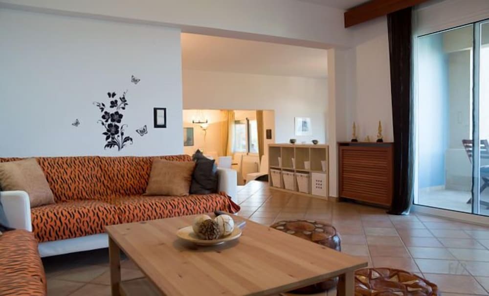 Wild Pear Villa