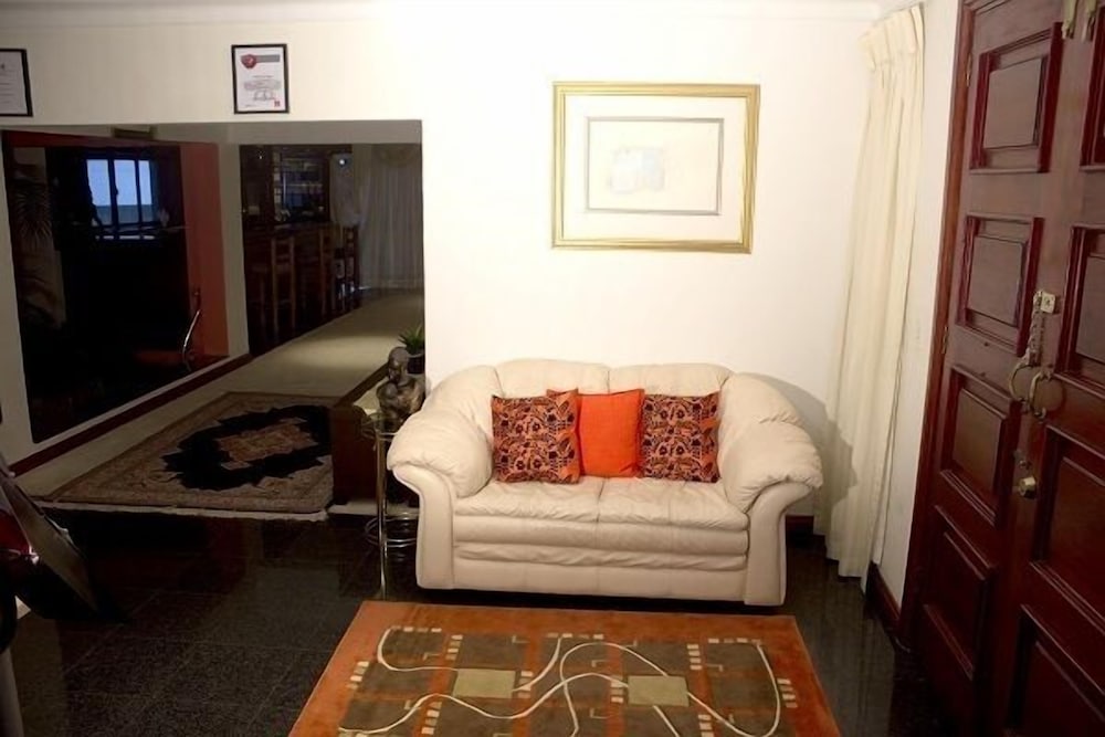 Noraclox Inn