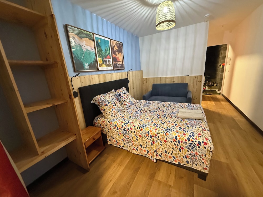 GITE HOTEL LA CAZ DES ORANGERS