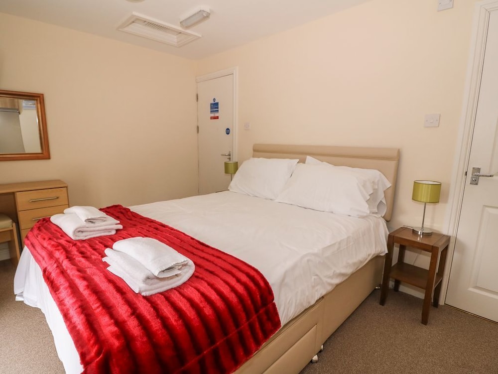 Swansea Vacations - Old Tredegar Arms - Property Image 19