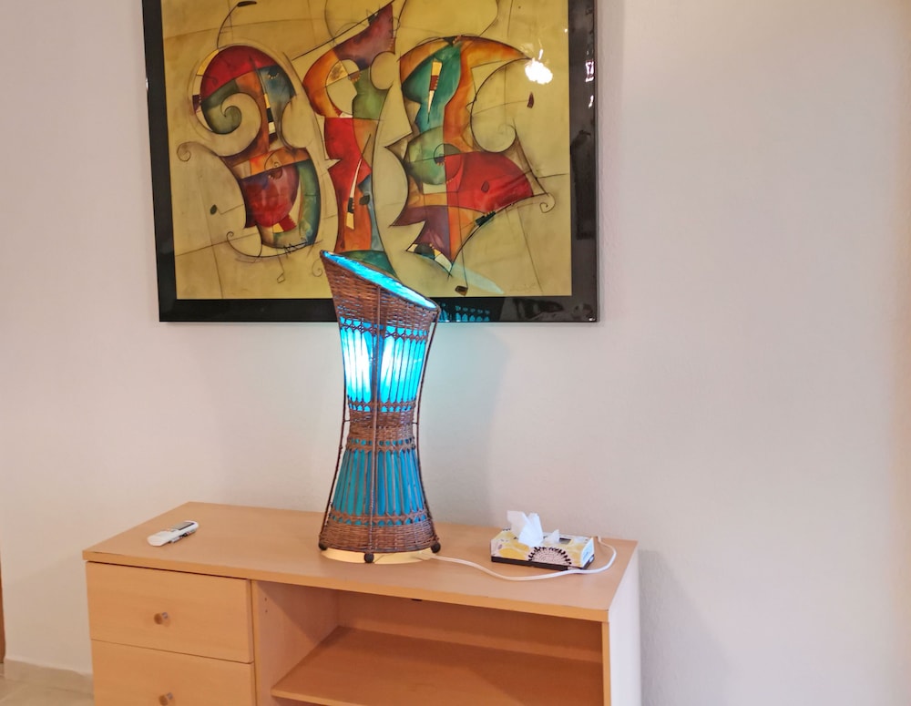 Las Olas 206 by PRP