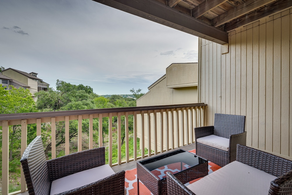 Modern Point Venture Vacation Rental w/ Deck! - Property Image 7
