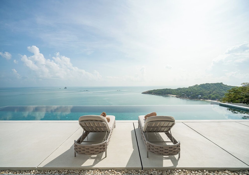 Cape Azure Resort Samui by Thalsea