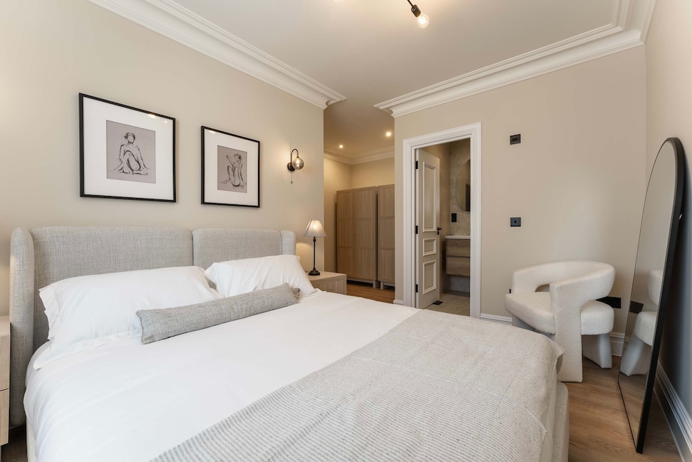 Host Stay Albion Place