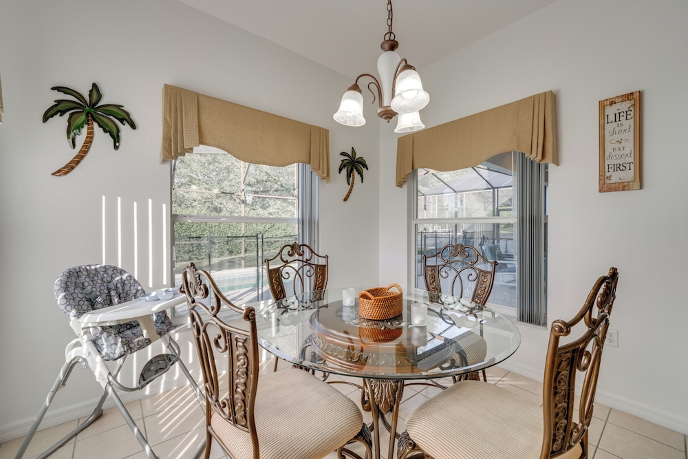 11 Mi to Disney: Family-friendly Davenport Home